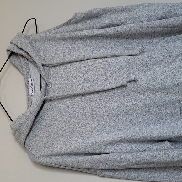 Dainty Hooligan sweatshirt - Picture 2 of 4